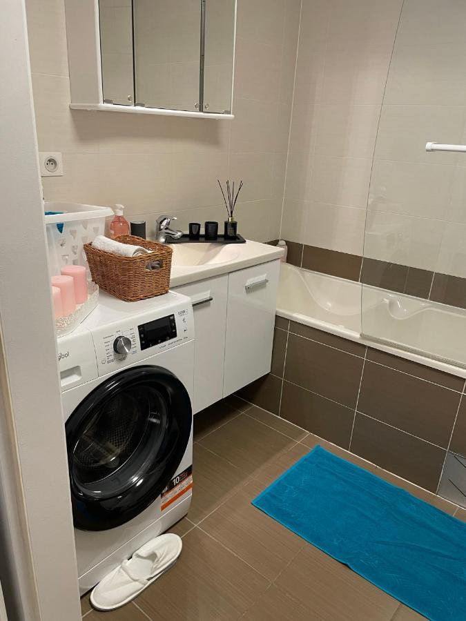Appartement Haut Standing F2 Rivetoile Strasbourg Centre Parking Gratuit Terrasse Exterior foto